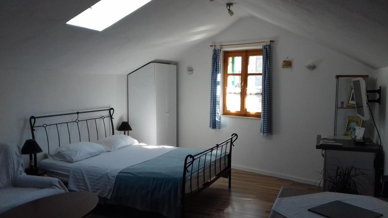 Apartments Mime - Small House Vodice Exterior foto