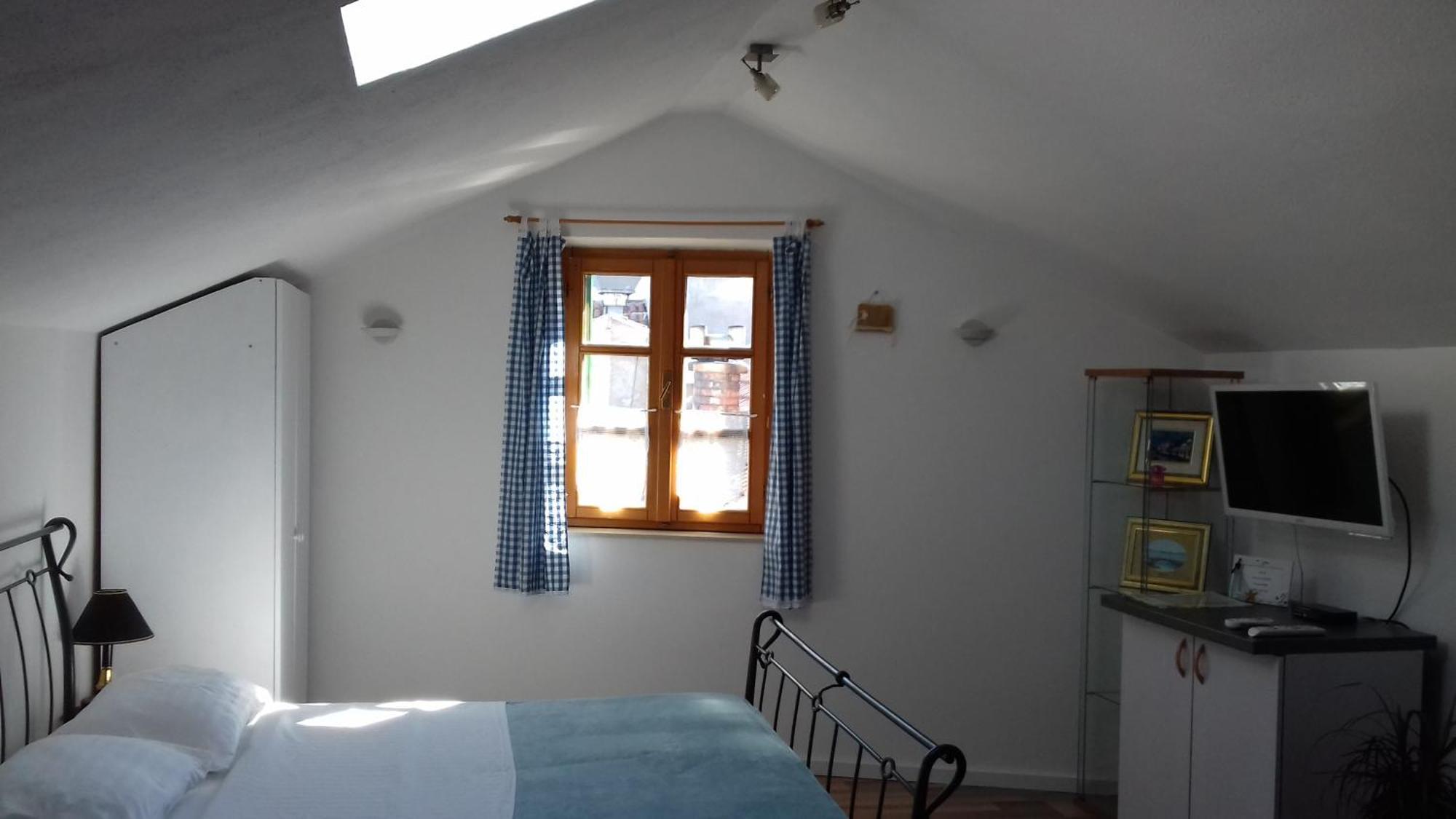 Apartments Mime - Small House Vodice Zimmer foto