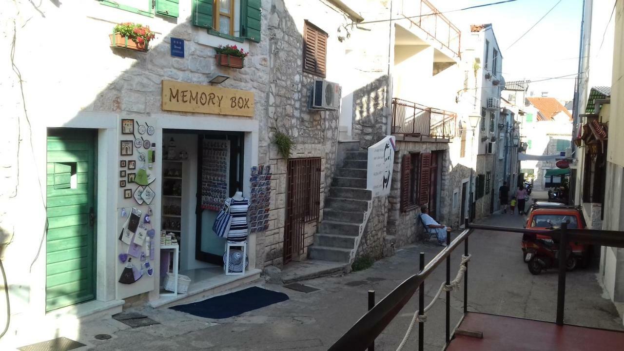 Apartments Mime - Small House Vodice Exterior foto
